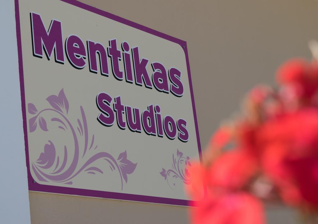 Mentikas Studios Laganas Bagian luar foto