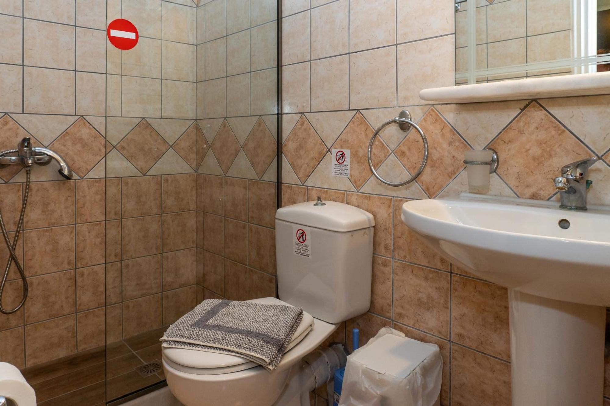Mentikas Studios Laganas Bagian luar foto